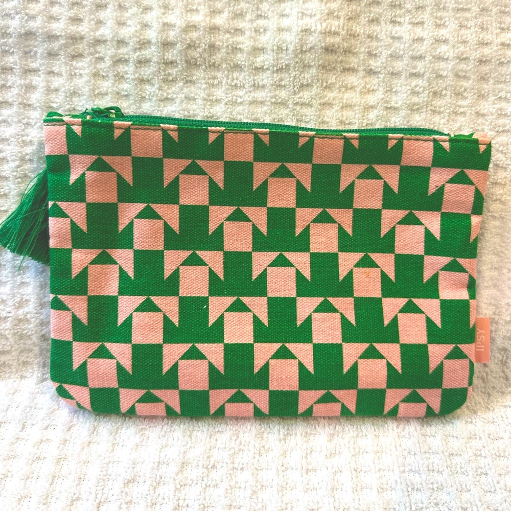 💠Choose 4 for $8 Pick 4 + Offer $8~ OR $3 each ~ Brand New IPSY Bag 7x5